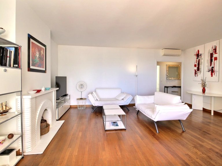 Apartment for Sale in Cannes, Cannes Area 4