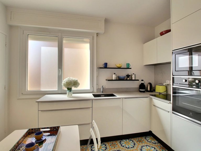 Apartment for Sale in Cannes, Cannes Area 8