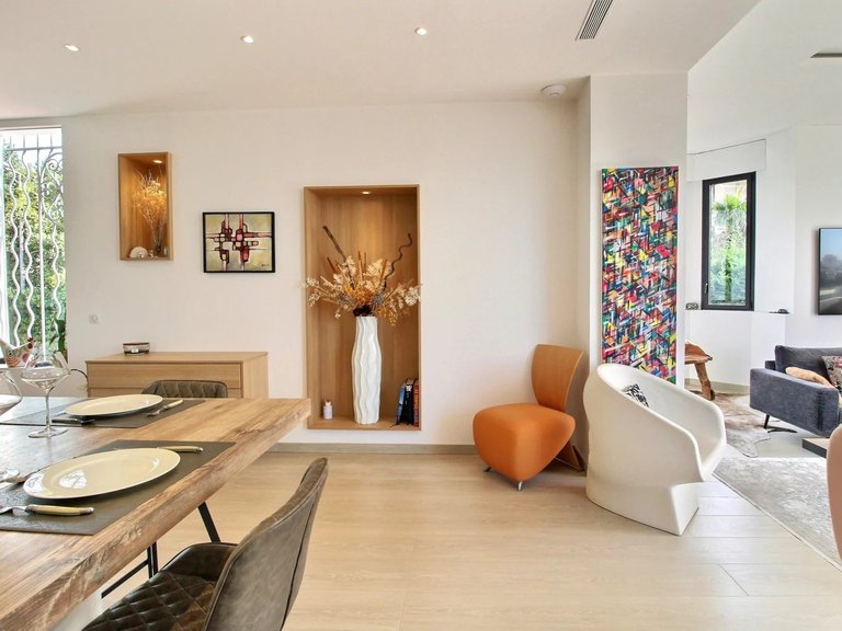 Villa for Sale in Cannes, Cannes Area 7