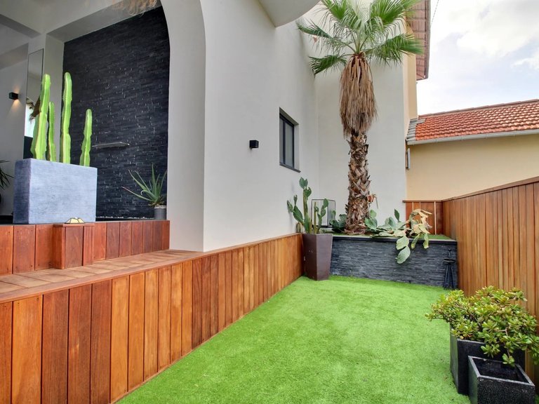 Villa for Sale in Cannes, Cannes Area 9