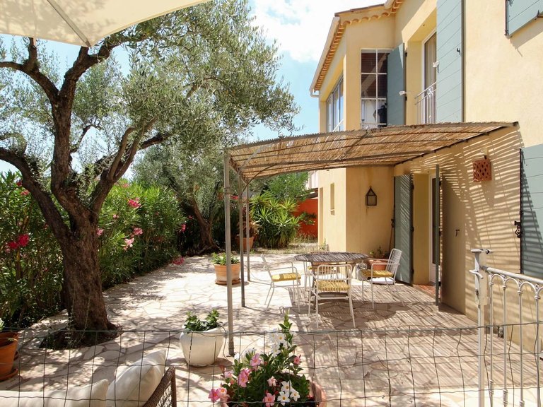 Villa for Sale in Fayence, Var Countryside (fayence, Lorgues, Cotignac) 3