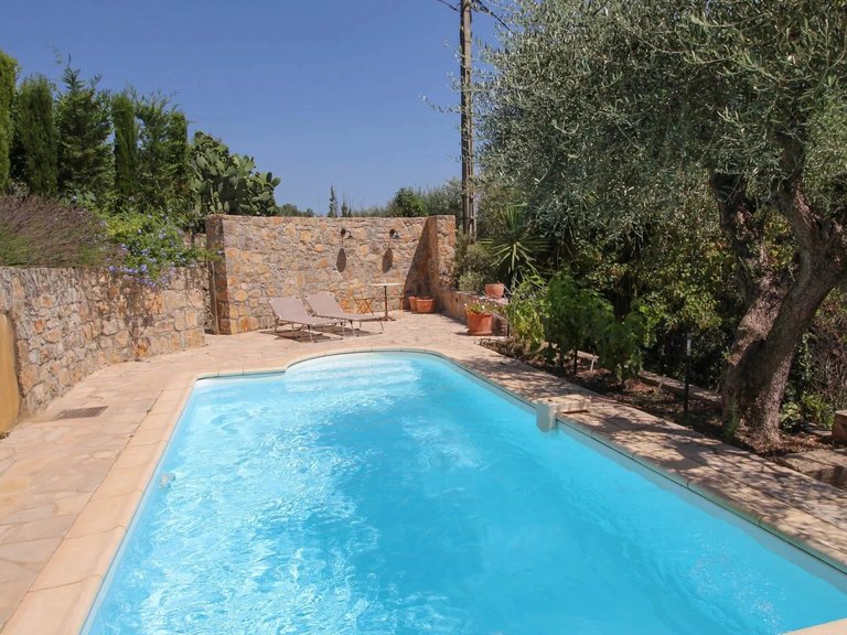 Villa for Sale in Fayence, Var Countryside (fayence, Lorgues, Cotignac) 4
