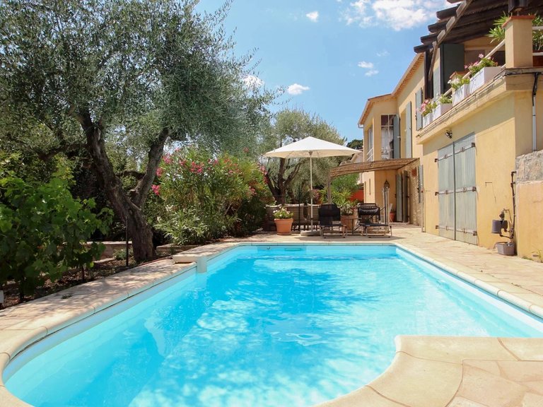 Villa for Sale in Fayence, Var Countryside (fayence, Lorgues, Cotignac) 5