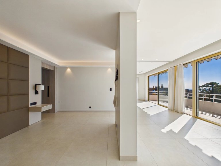 Apartment for Sale in Cannes, Cannes Area 13