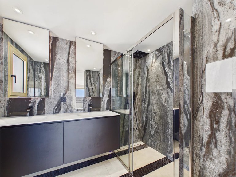 Apartment for Sale in Cannes, Cannes Area 15