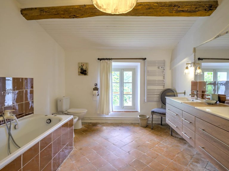 Villa for Sale in Tourrettes, Var Countryside (fayence, Lorgues, Cotignac) 18