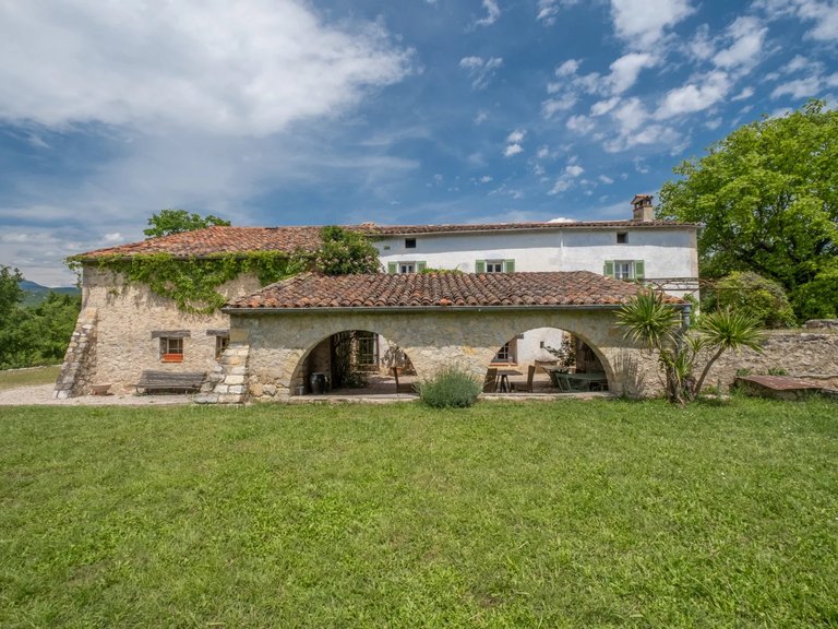 Villa for Sale in Tourrettes, Var Countryside (fayence, Lorgues, Cotignac) 4