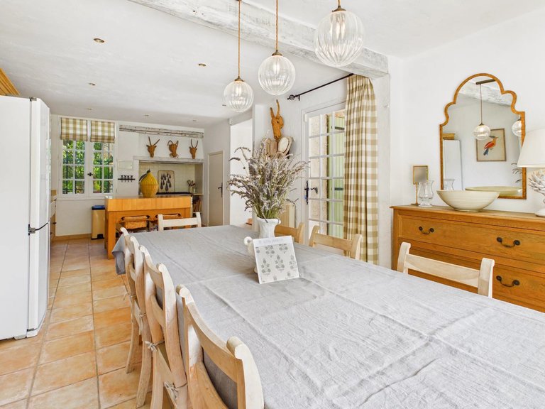 Villa for Sale in Tourrettes Sur Loup, Vence, St. Paul Area 6