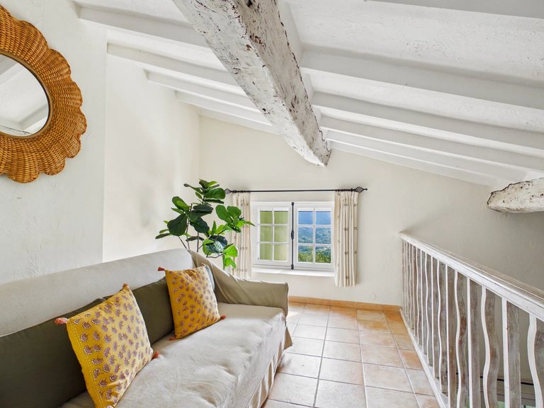 Villa for Sale in Tourrettes Sur Loup, Vence, St. Paul Area 15