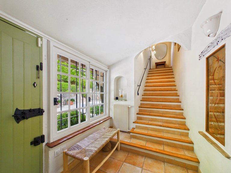 Villa for Sale in Tourrettes Sur Loup, Vence, St. Paul Area 16