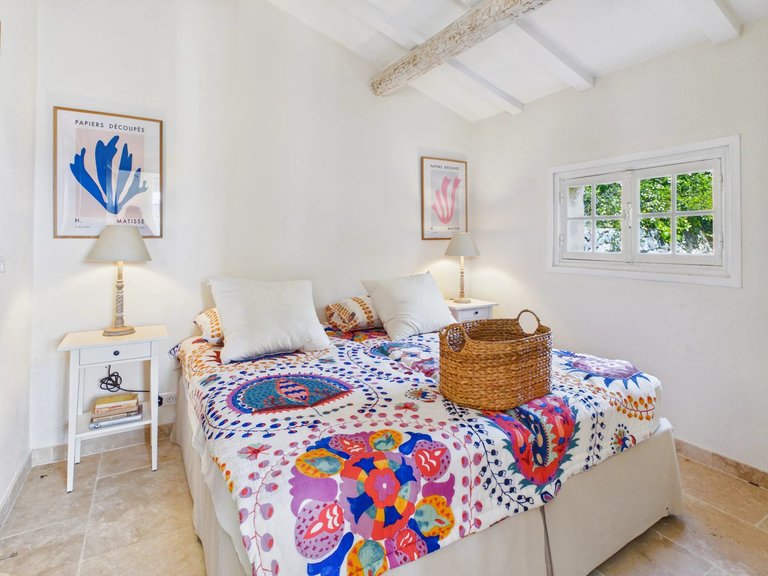 Villa for Sale in Tourrettes Sur Loup, Vence, St. Paul Area 19