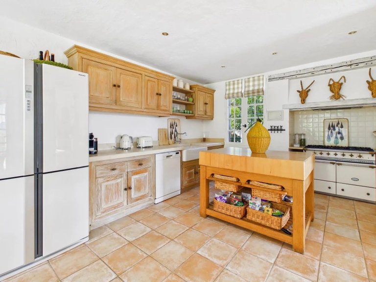 Villa for Sale in Tourrettes Sur Loup, Vence, St. Paul Area 20