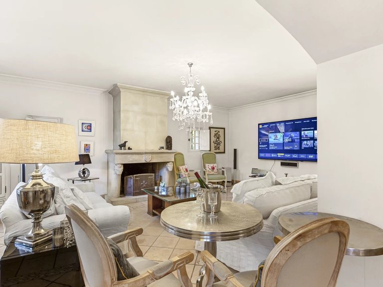 Villa for Sale in Speracedes, Mougins, Valbonne, Grasse Area 15