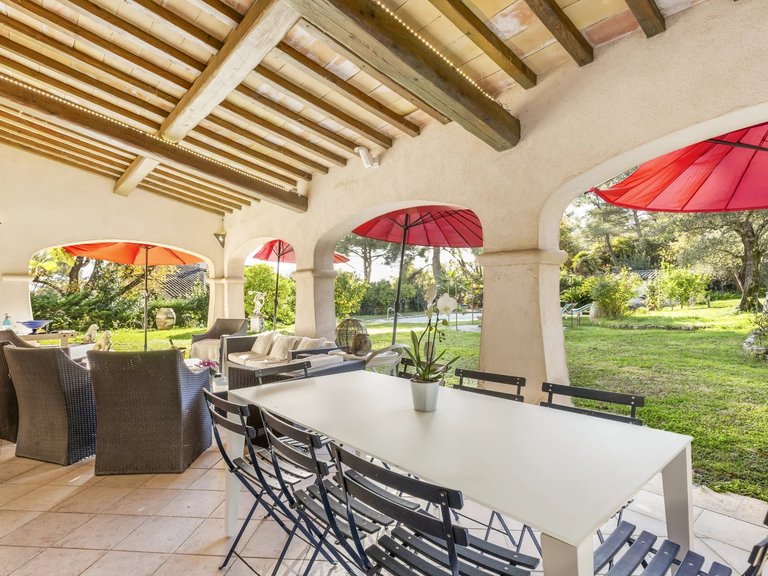 Villa for Sale in Speracedes, Mougins, Valbonne, Grasse Area 2