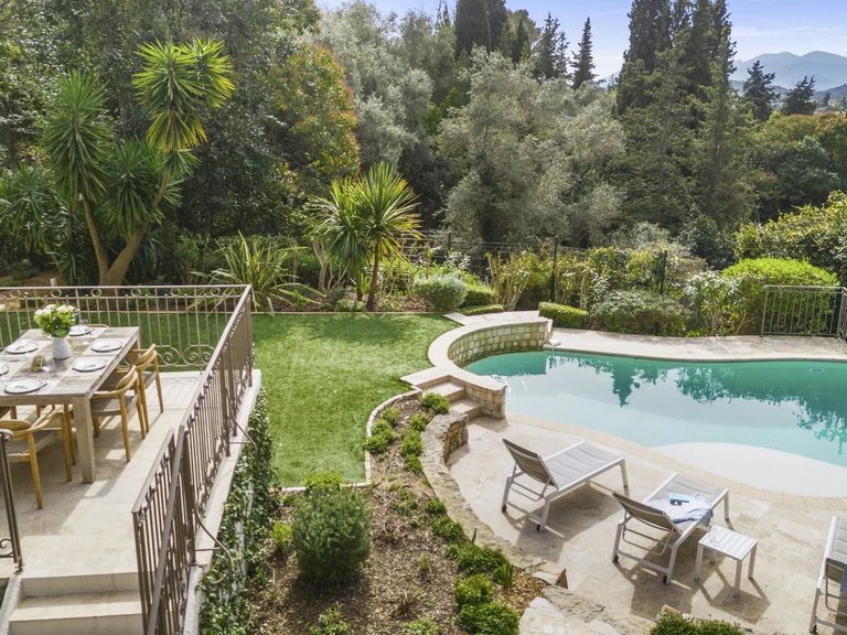 Villa for Sale in Mougins, Mougins, Valbonne, Grasse Area 1