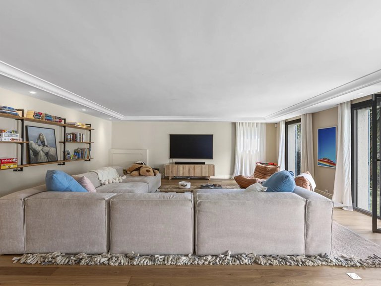 Villa for Sale in Mougins, Mougins, Valbonne, Grasse Area 16