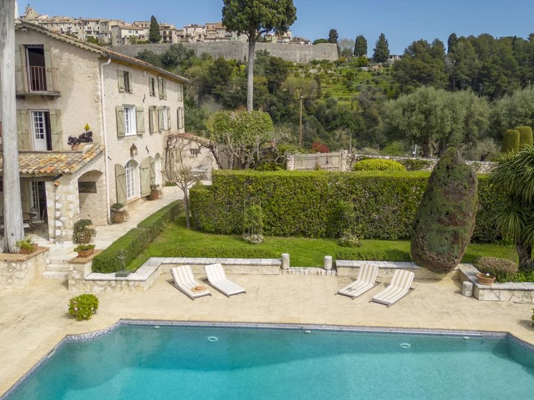 Villa for Sale in St Paul, Vence, St. Paul Area 19