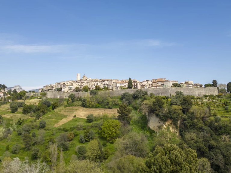 Villa for Sale in St Paul, Vence, St. Paul Area 20