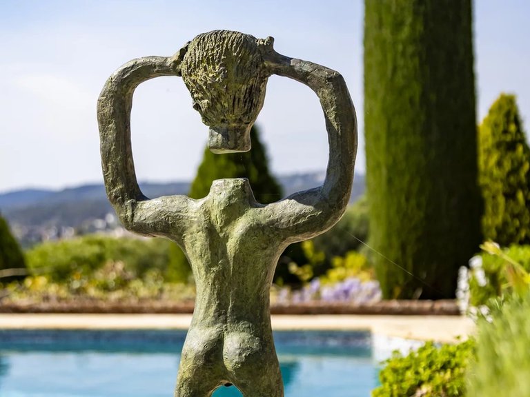Villa for Sale in St Paul, Vence, St. Paul Area 2