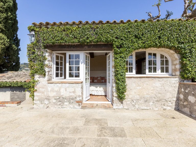 Villa for Sale in St Paul, Vence, St. Paul Area 6