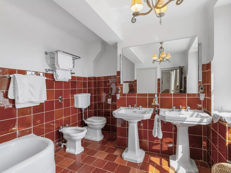 Villa for Sale in St Paul, Vence, St. Paul Area 10