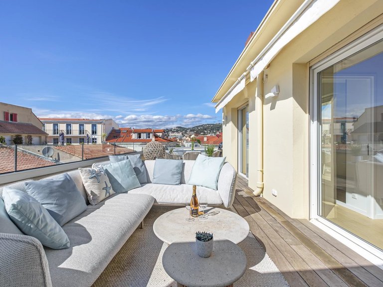 Apartment for Sale in Cannes, Cannes Area 7