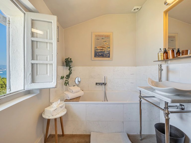 Apartment for Sale in Antibes, Antibes Area 6