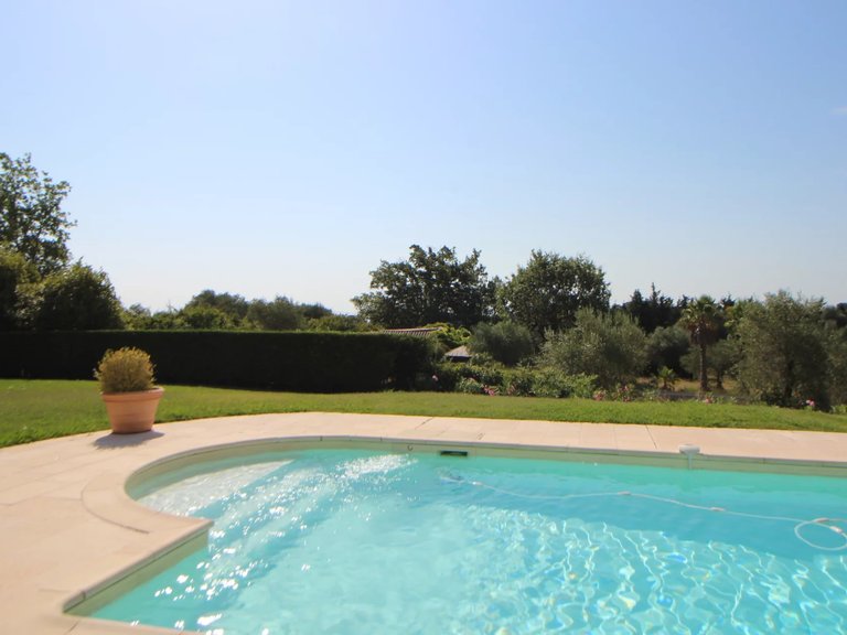 Villa for Sale in Opio, Mougins, Valbonne, Grasse Area 20