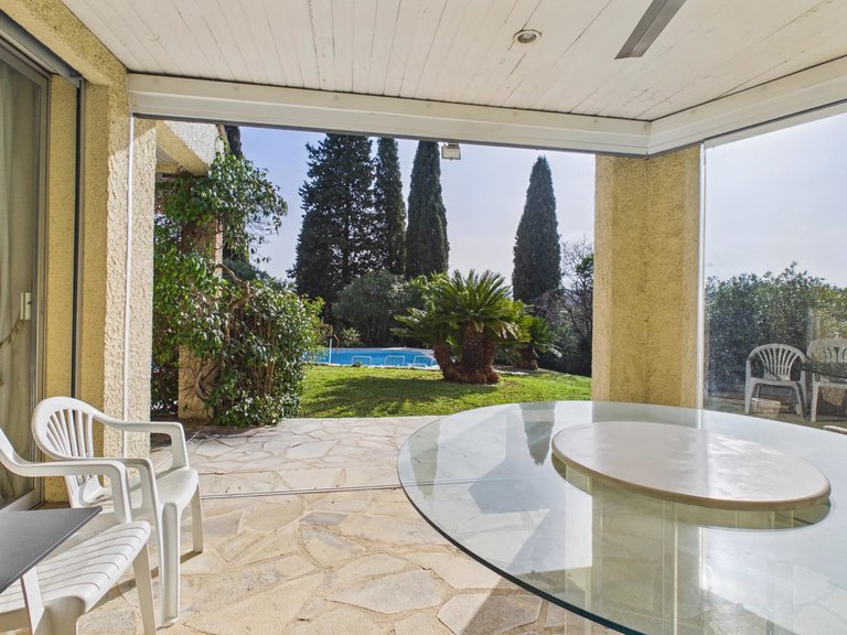 Villa for Sale in Grasse, Mougins, Valbonne, Grasse Area 8