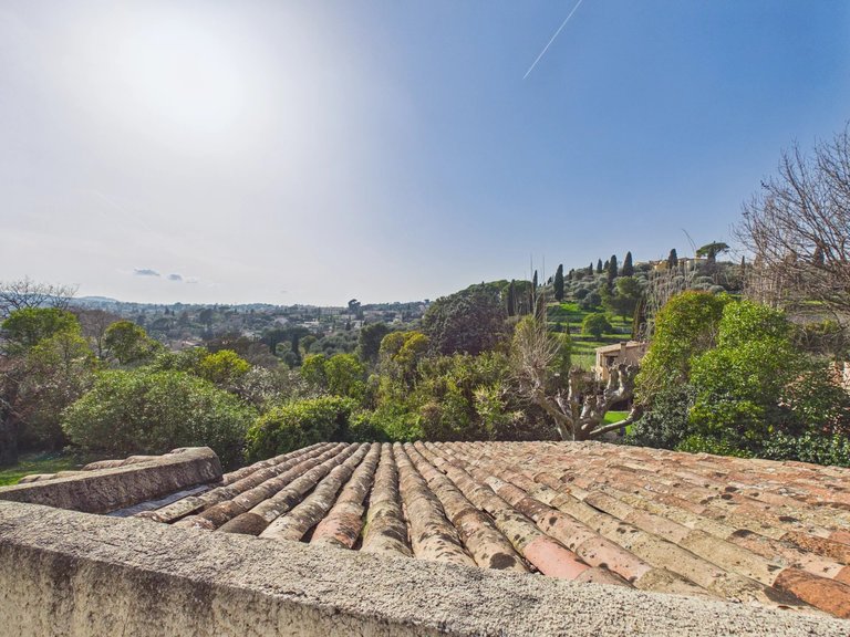 Villa for Sale in Grasse, Mougins, Valbonne, Grasse Area 14