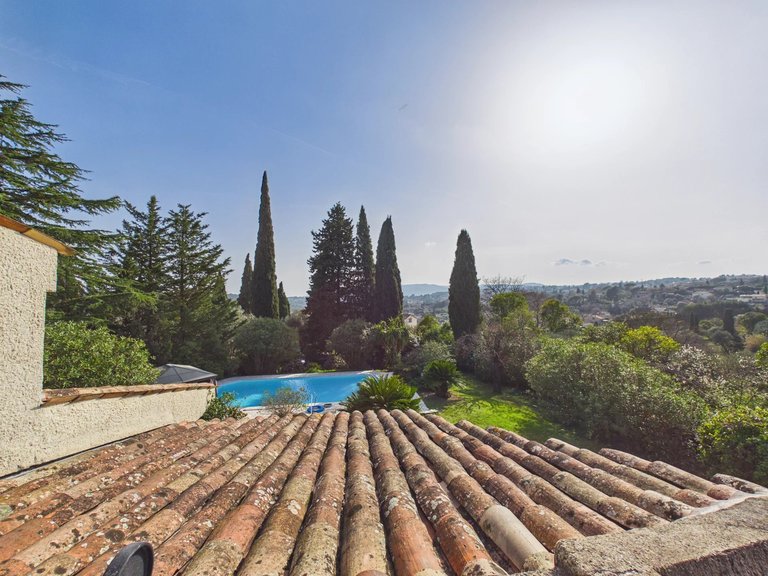 Villa for Sale in Grasse, Mougins, Valbonne, Grasse Area 15