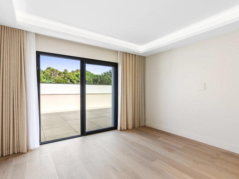 Villa for Sale in Valbonne, Mougins, Valbonne, Grasse Area 17