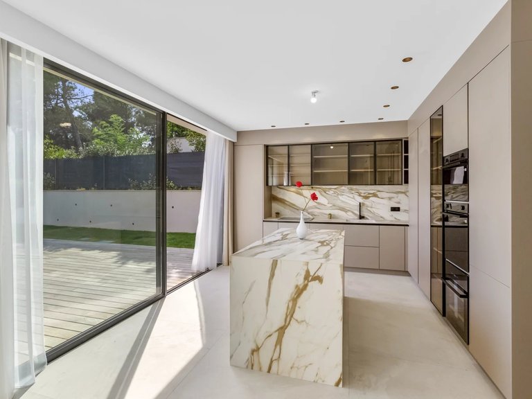 Villa for Sale in Valbonne, Mougins, Valbonne, Grasse Area 7