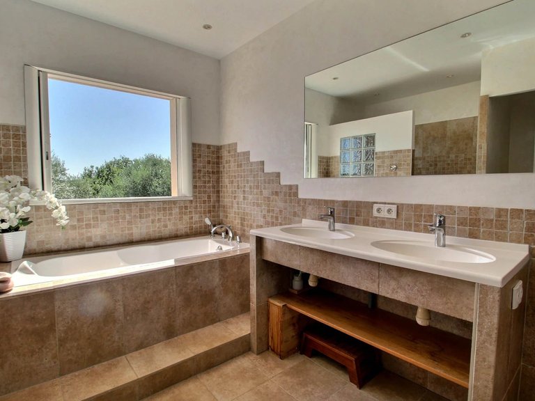 Villa for Sale in Montauroux, Var Countryside (fayence, Lorgues, Cotignac) 12