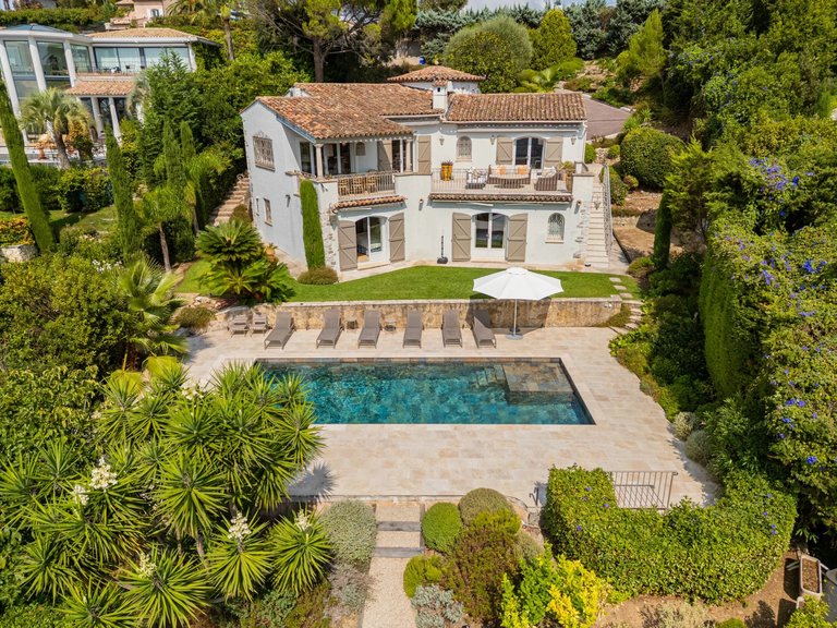 Villa for Sale in Le Cannet, Cannes Area 1
