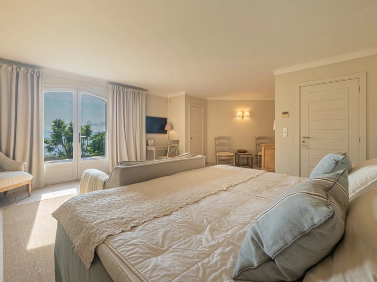 Villa for Sale in Le Cannet, Cannes Area 15