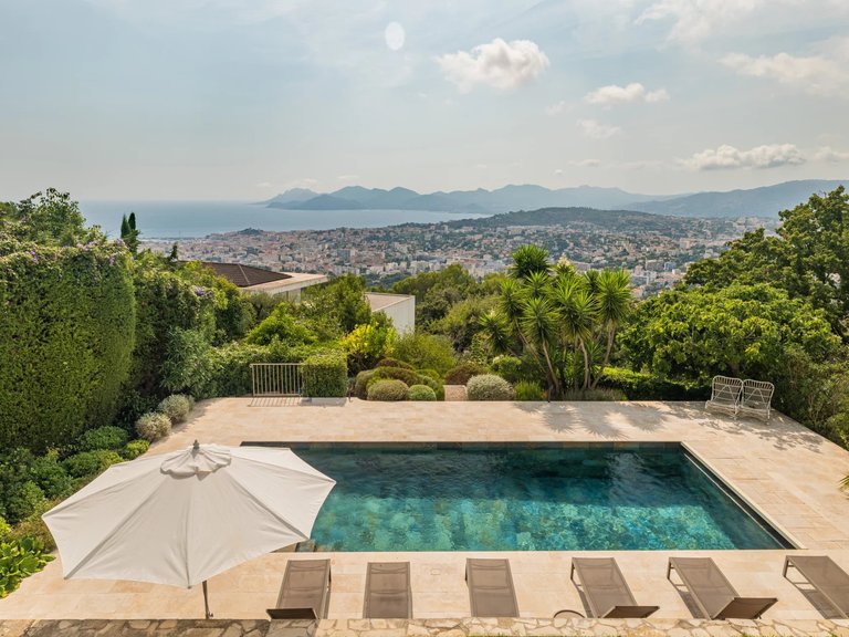 Villa for Sale in Le Cannet, Cannes Area 20