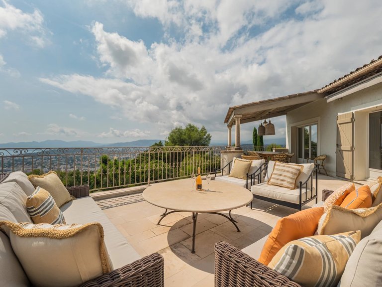 Villa for Sale in Le Cannet, Cannes Area 10