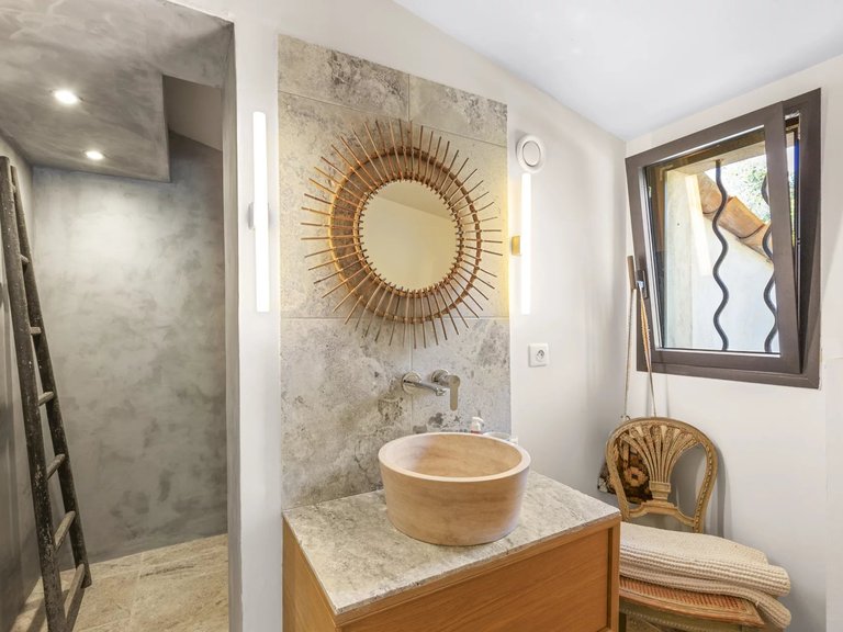 Villa for Sale in Chateauneuf Grasse, Mougins, Valbonne, Grasse Area 19