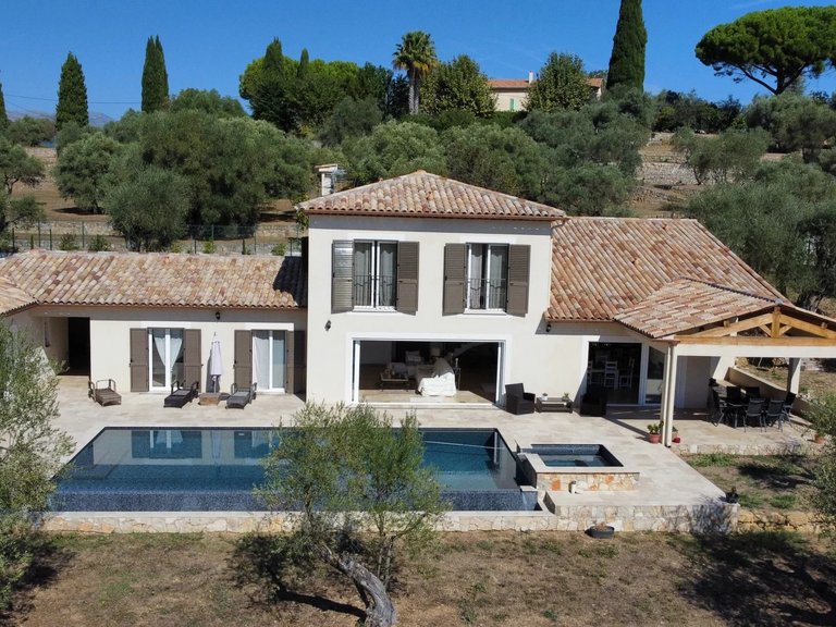 Villa for Sale in Callian, Var Countryside (fayence, Lorgues, Cotignac) 1