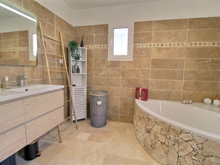 Villa for Sale in Callian, Var Countryside (fayence, Lorgues, Cotignac) 13