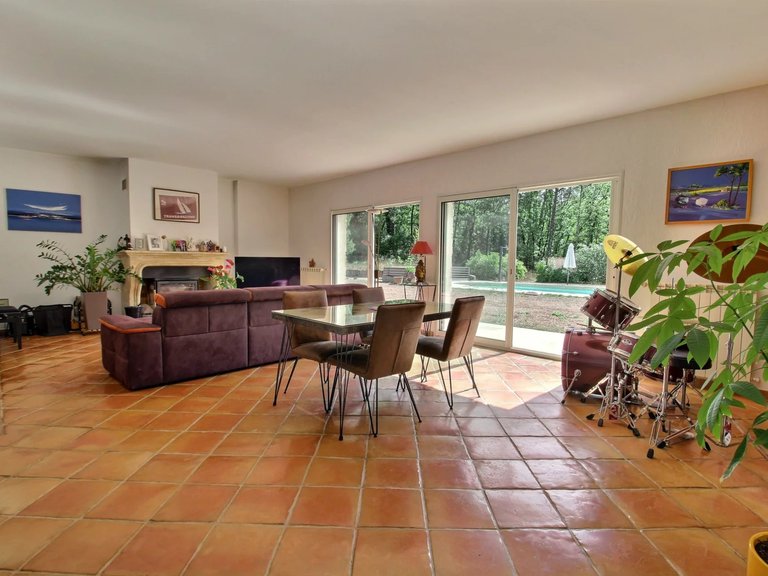 Villa for Sale in Fayence, Var Countryside (fayence, Lorgues, Cotignac) 5