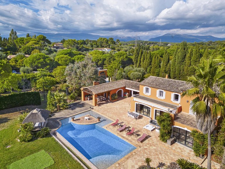 Villa for Sale in Mougins, Mougins, Valbonne, Grasse Area 1