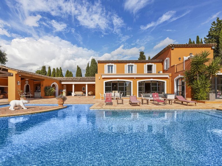 Villa for Sale in Mougins, Mougins, Valbonne, Grasse Area 2