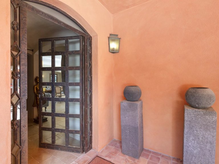 Villa for Sale in Mougins, Mougins, Valbonne, Grasse Area 14