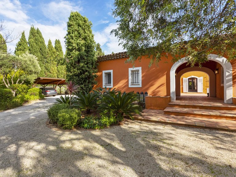 Villa for Sale in Mougins, Mougins, Valbonne, Grasse Area 8