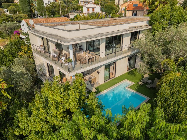 Villa for Sale in Le Cannet, Cannes Area 1