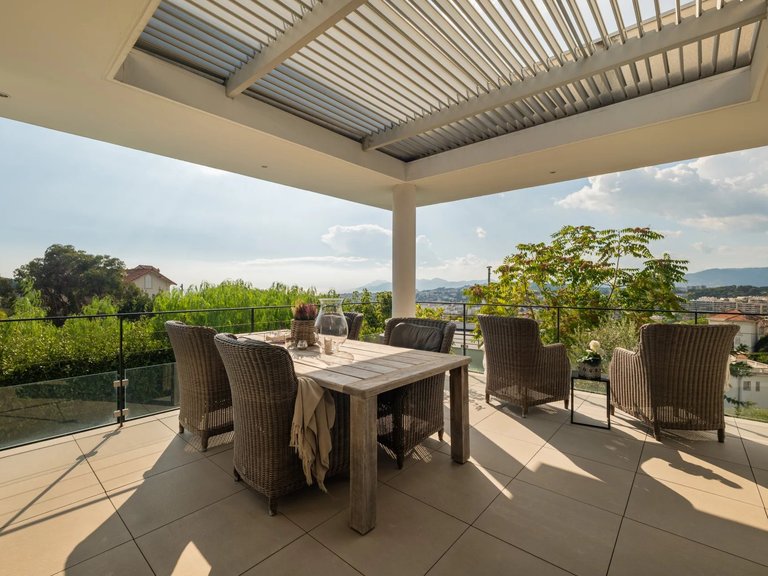 Villa for Sale in Le Cannet, Cannes Area 2