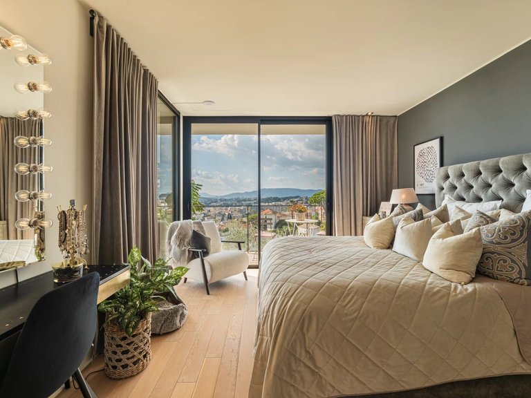 Villa for Sale in Le Cannet, Cannes Area 11