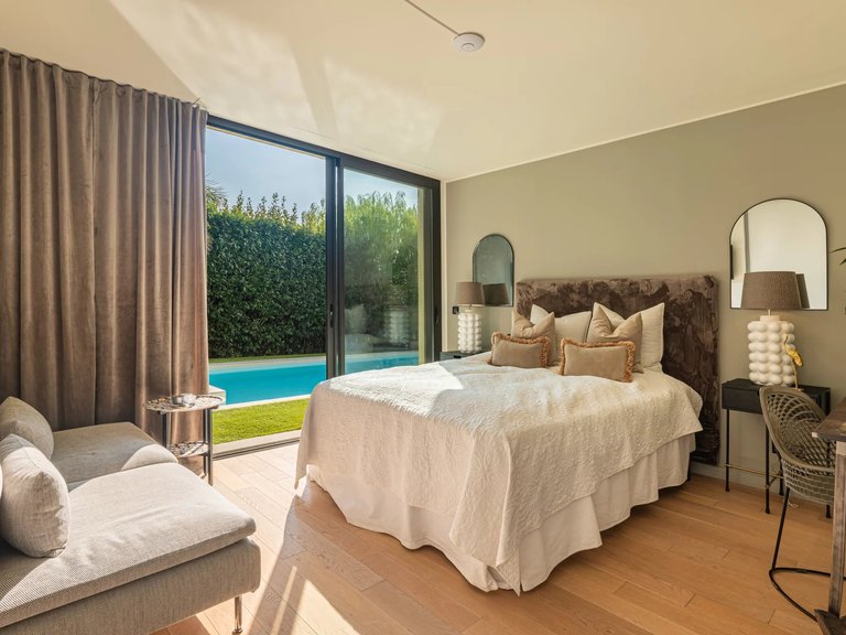 Villa for Sale in Le Cannet, Cannes Area 15
